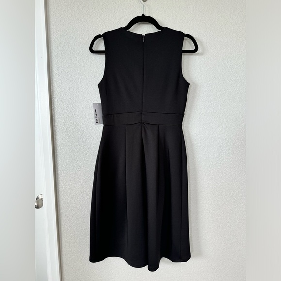 NWT Enfocus Studio Black Dress Sz 4 Embellished waist, hi low hem - Picture 2 of 4